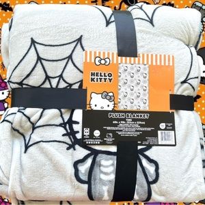 Hello kitty Halloween blanket (twin)